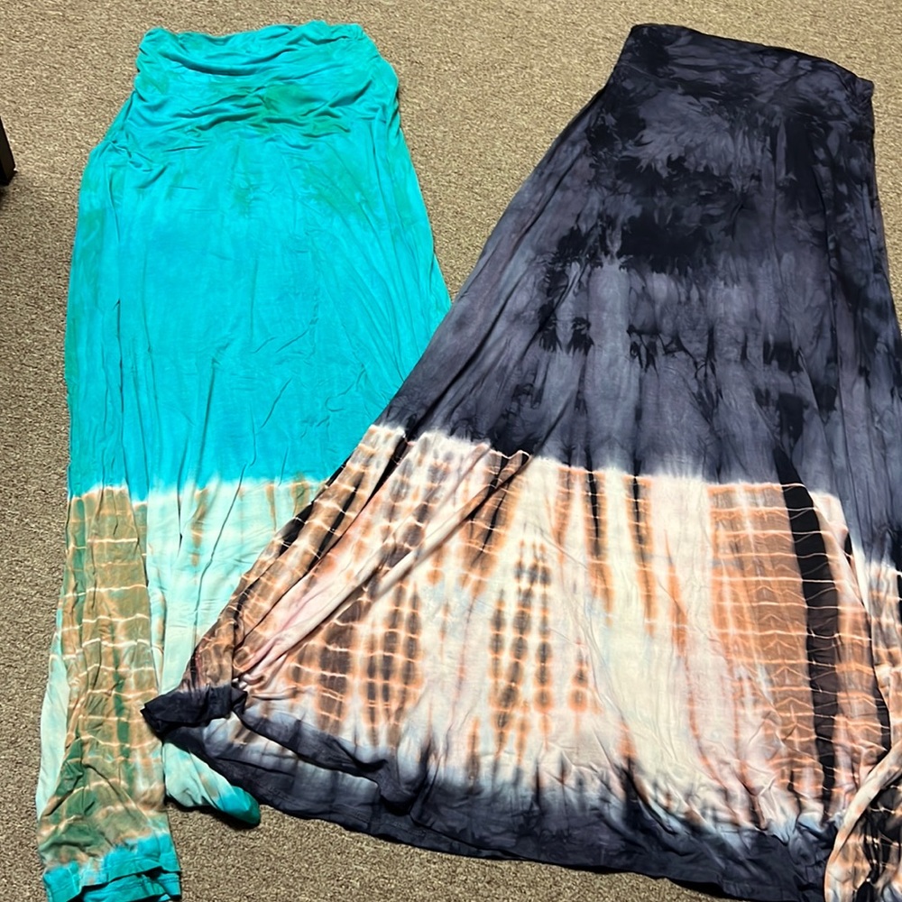 2 Womens Maxi Skirts Size Large